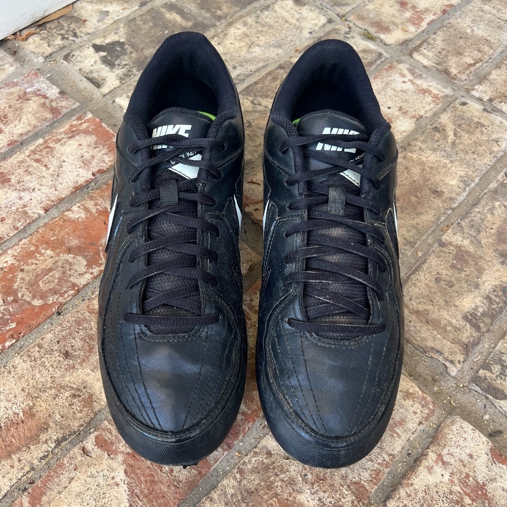Nike Softball Cleats Unify Keystone Black/White Shoes Women's Sz 10 Molded Stud - Picture 2 of 11